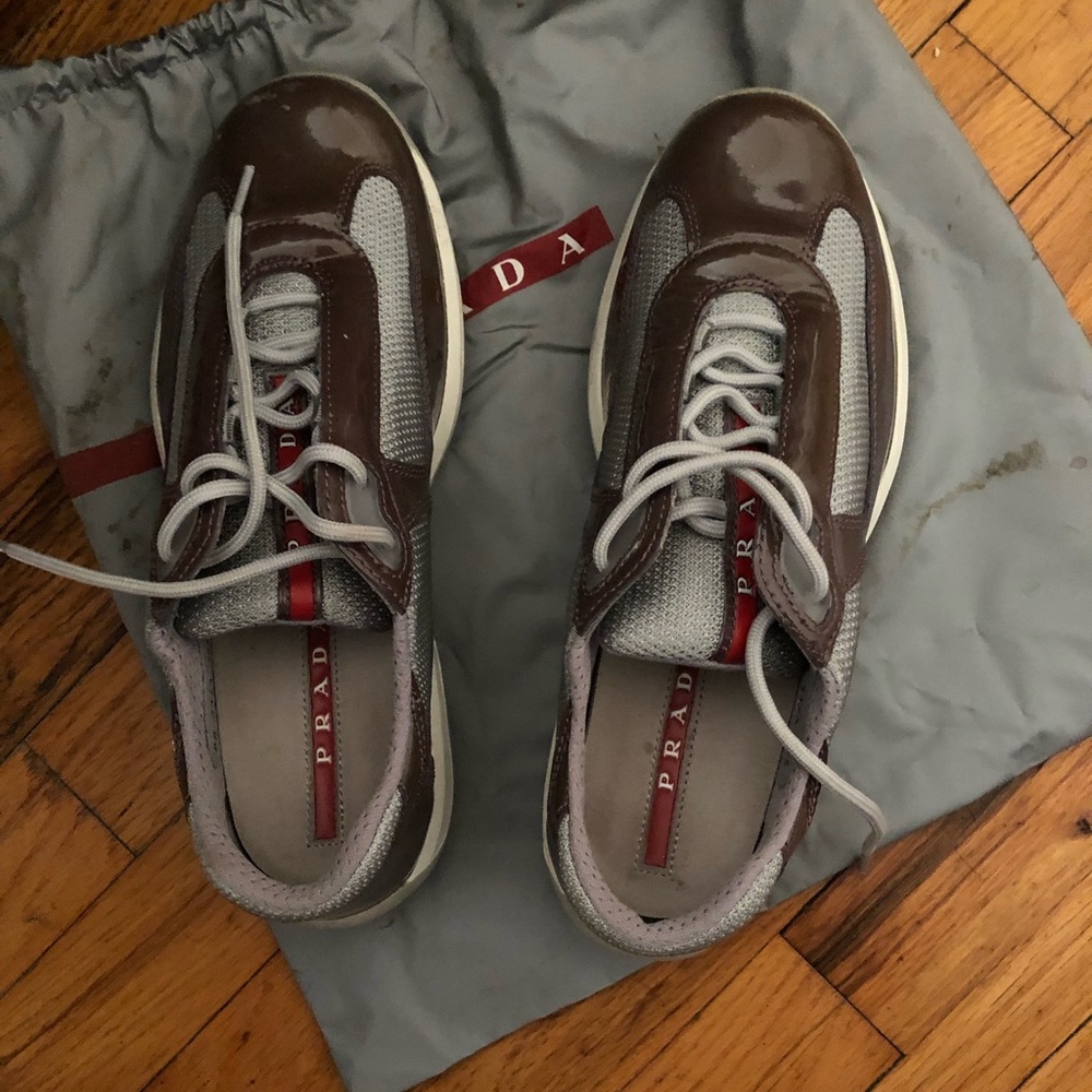 💎Authentic Prada Sneakers💎